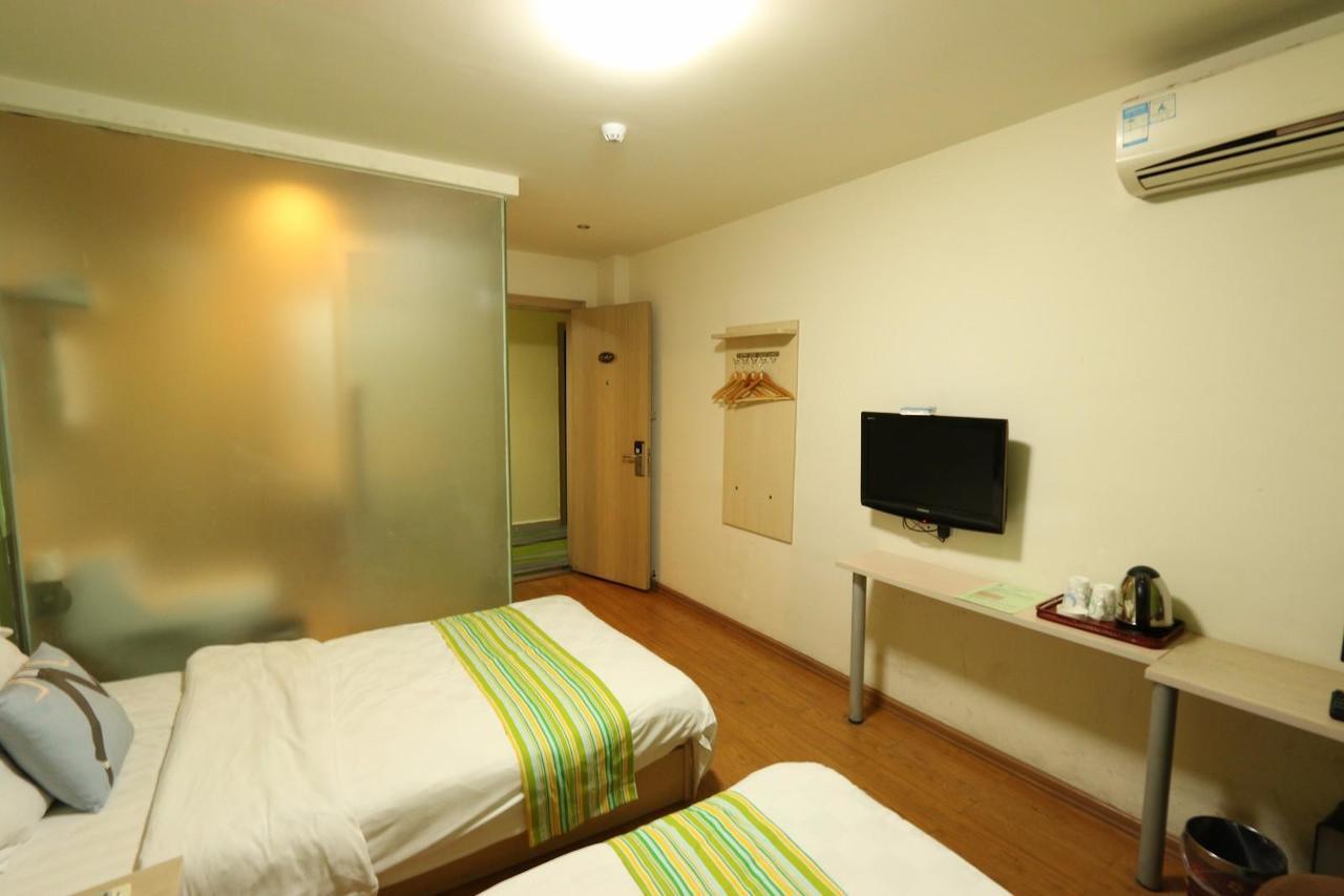 Pai Hotel Huiam Jinghenggu Plaza Jinhu  Exterior photo
