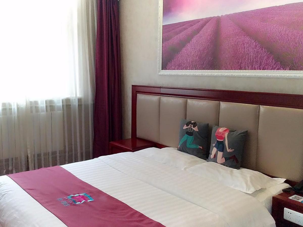 Pai Hotel Huiam Jinghenggu Plaza Jinhu  Exterior photo